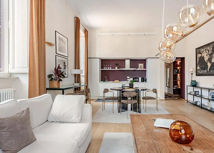 Unique Piazza Navona 2 Bedrooms And Cinema Apartment *